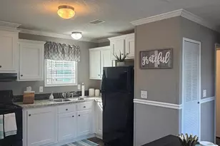 317 Buena Vista Dr, Lillian, AL 36549 - Photo 4