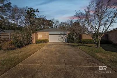 15 Stonebridge Court, Mobile, AL 36608 - Photo 2