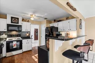 513 3rd St, Fairhope, AL 36532 - Photo 12