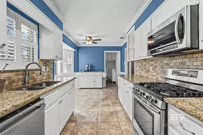 6017 Laurel Wood Court, Mobile, AL 36609 - Photo 4