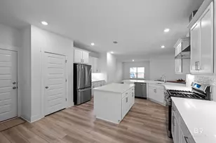 548 Golden Leaf Ave, Fairhope, AL 36532 - Photo 10