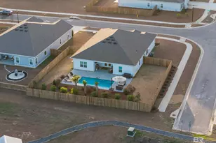 548 Golden Leaf Ave, Fairhope, AL 36532 - Photo 4