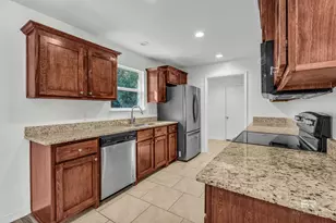 22952 Lance Dr, Robertsdale, AL 36567 - Photo 14