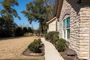 2104 Holmes Ave, Foley, AL 36535 - Photo 6