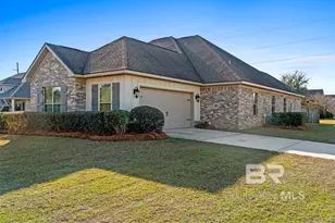 404 McClellan Blvd, Fairhope, AL 36532 - Photo 2