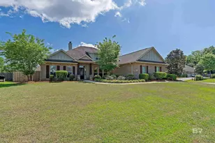 202 Belmont Ave, Fairhope, AL 36532 - Photo 2