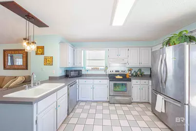 515 W 1st Avenue, Gulf Shores, AL 36542 - Photo 12
