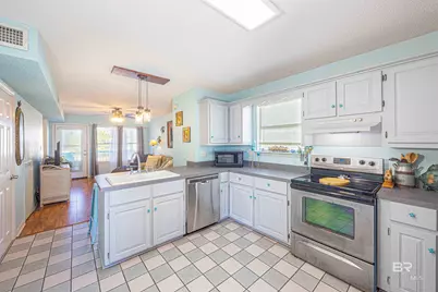 515 W 1st Avenue, Gulf Shores, AL 36542 - Photo 14