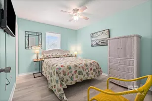 979 W Lagoon Ave, Gulf Shores, AL 36542 - Photo 4