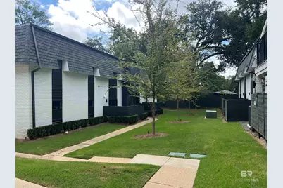 3655 Old Shell Road #211, Mobile, AL 36608 - Photo 16