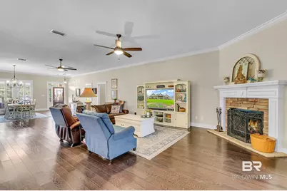 323 Wakefield Avenue, Fairhope, AL 36532 - Photo 6