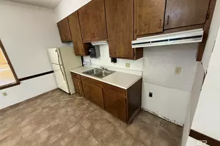 702 E Church St, Atmore, AL 36502 - Photo 10