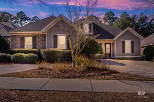 215 Wentworth St, Fairhope, AL 36532 - Photo 1