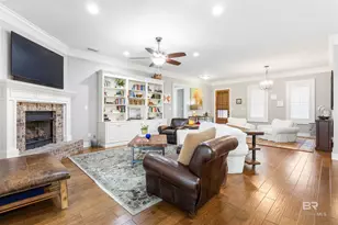 215 Wentworth St, Fairhope, AL 36532 - Photo 4