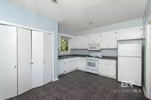 731 Jemison St, Mobile, AL 36606 - Photo 8