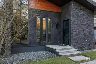 604 Johnson Ave, Fairhope, AL 36532 - Photo 2