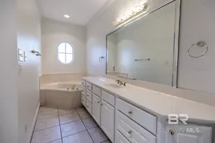 214 Hawthorne Cir, Fairhope, AL 36532 - Photo 16