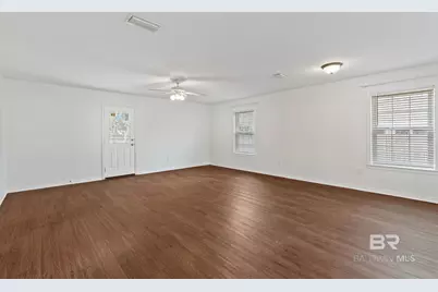 1403 N Day Avenue, Bay Minette, AL 36507 - Photo 6