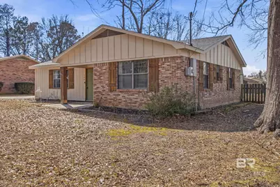 104 Thorndale Place, Atmore, AL 36502 - Photo 8