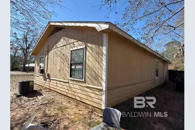 301 E Hickory Street, Bay Minette, AL 36507 - Photo 4