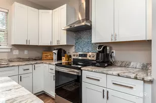 908 Lafitte Pl, Dauphin Island, AL 36528 - Photo 6