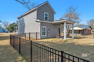 104 NE 3rd St, Summerdale, AL 36580 - Photo 8