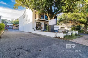 210 Fairhope Ave, Fairhope, AL 36532 - Photo 2