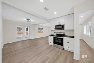 1409 Altair Ln, Mobile, AL 36693 - Photo 8