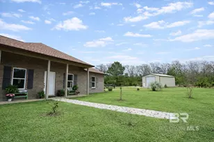 18255 Cactus Ct, Elberta, AL 39430 - Photo 2