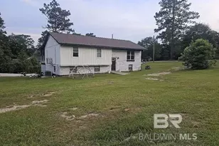 40600 Lake Dr, Bay Minette, AL 36507 - Photo 2