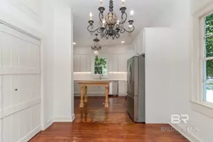 150 S Dearborn St, Mobile, AL 36602 - Photo 24