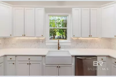 150 S Dearborn Street, Mobile, AL 36602 - Photo 28