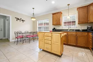 5585 Fairfield Pl, Mobile, AL 36609 - Photo 14