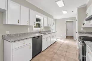 613 Oak Ridge Ct W, Daphne, AL 36526 - Photo 14