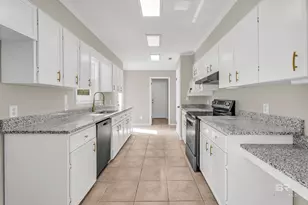 613 Oak Ridge Ct W, Daphne, AL 36526 - Photo 12