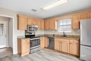 5878 Shady Woods Ct, Gulf Shores, AL 36542 - Photo 6