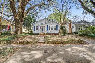 136 Florence Pl, Mobile, AL 36607 - Photo 1