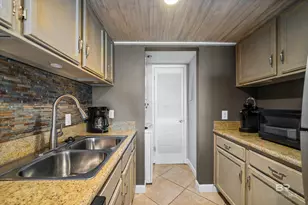 327 E Beach Blvd, Gulf Shores, AL 36542 - Photo 8