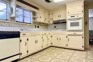 202 Williamson St, East Brewton, AL 36426 - Photo 12