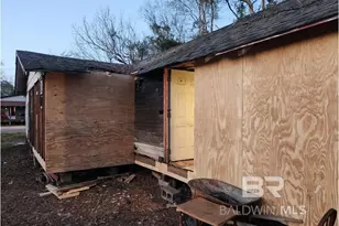 156 4th St, Atmore, AL 36502 - Photo 6