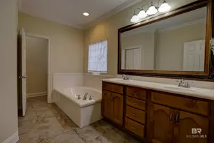 19205 Fairfax Dr, Fairhope, AL 36532 - Photo 8