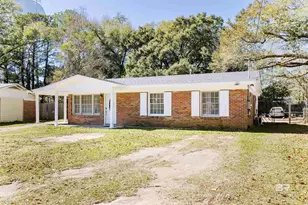 708 Merritt Dr, Mobile, AL 36609 - Photo 2