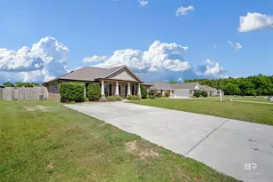21673 Bartlett Ln, Robertsdale, AL 36567 - Photo 2