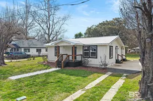 506 Byrne St, Bay Minette, AL 36507 - Photo 2