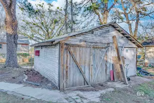 3 Canal St, Chickasaw, AL 36611 - Photo 24