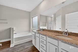 23118 Lieutenant Ave, Foley, AL 36535 - Photo 10