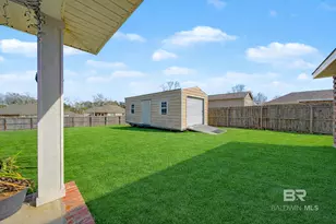 23121 Ridgewood Dr, Robertsdale, AL 36567 - Photo 4