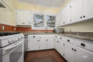 118 Mohawk St, Mobile, AL 36606 - Photo 8