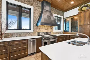 29879 St John Dr, Orange Beach, AL 36561 - Photo 10