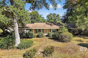 115 Pecan Ave, Fairhope, AL 36532 - Photo 2